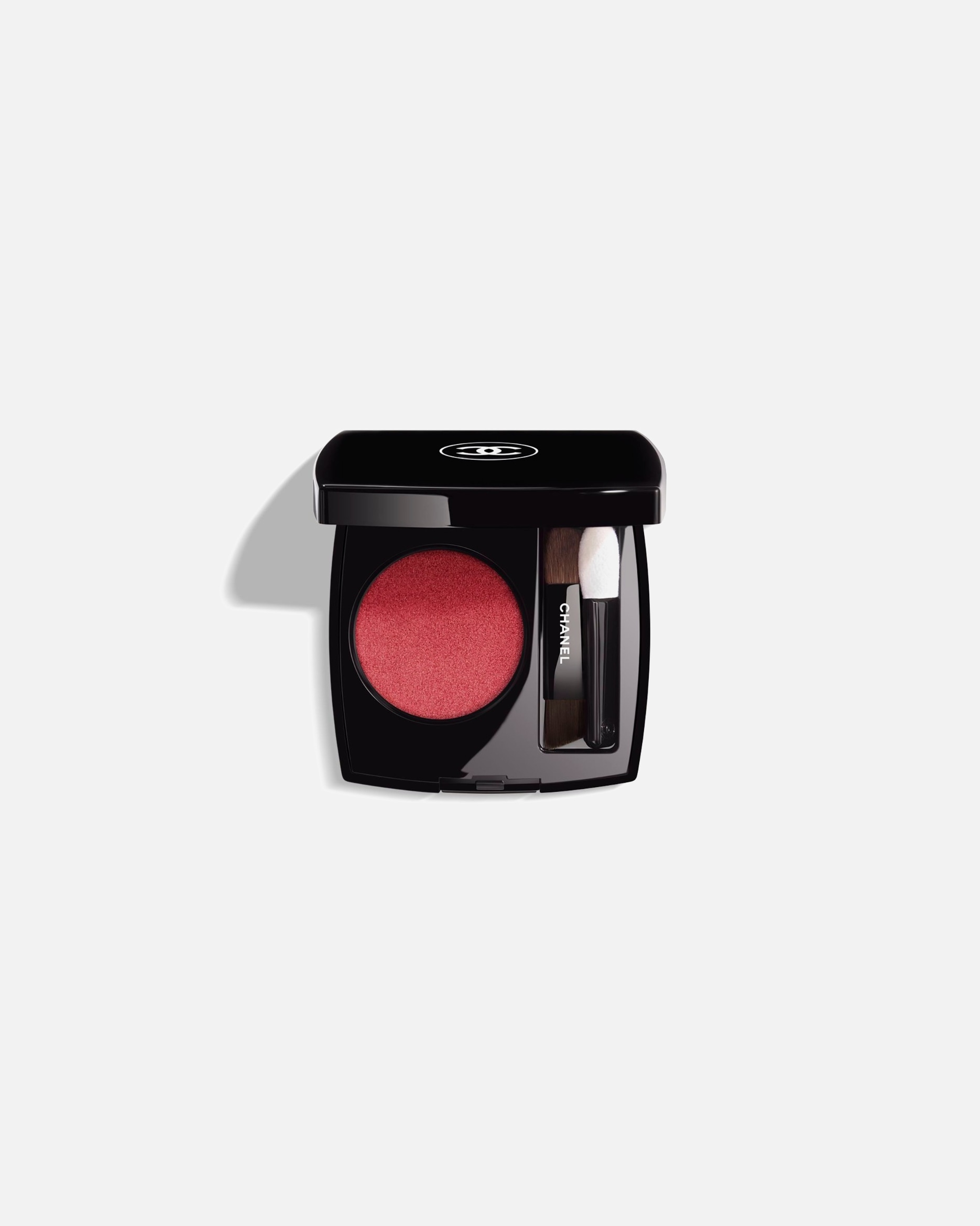 Ombre à paupières pour Femme CHANEL ROUGE NOIR OMBRE ESSENTIELLE 226 - ROUGE COSMOS