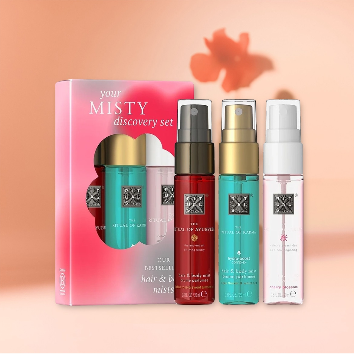 Découvrez le coffret "Your Misty Discovery Set" de Rituals, comprenant des brumes parfumées pour le corps et les cheveux aux senteurs envoûtantes de fleur de cerisier, lotus et amande douce.