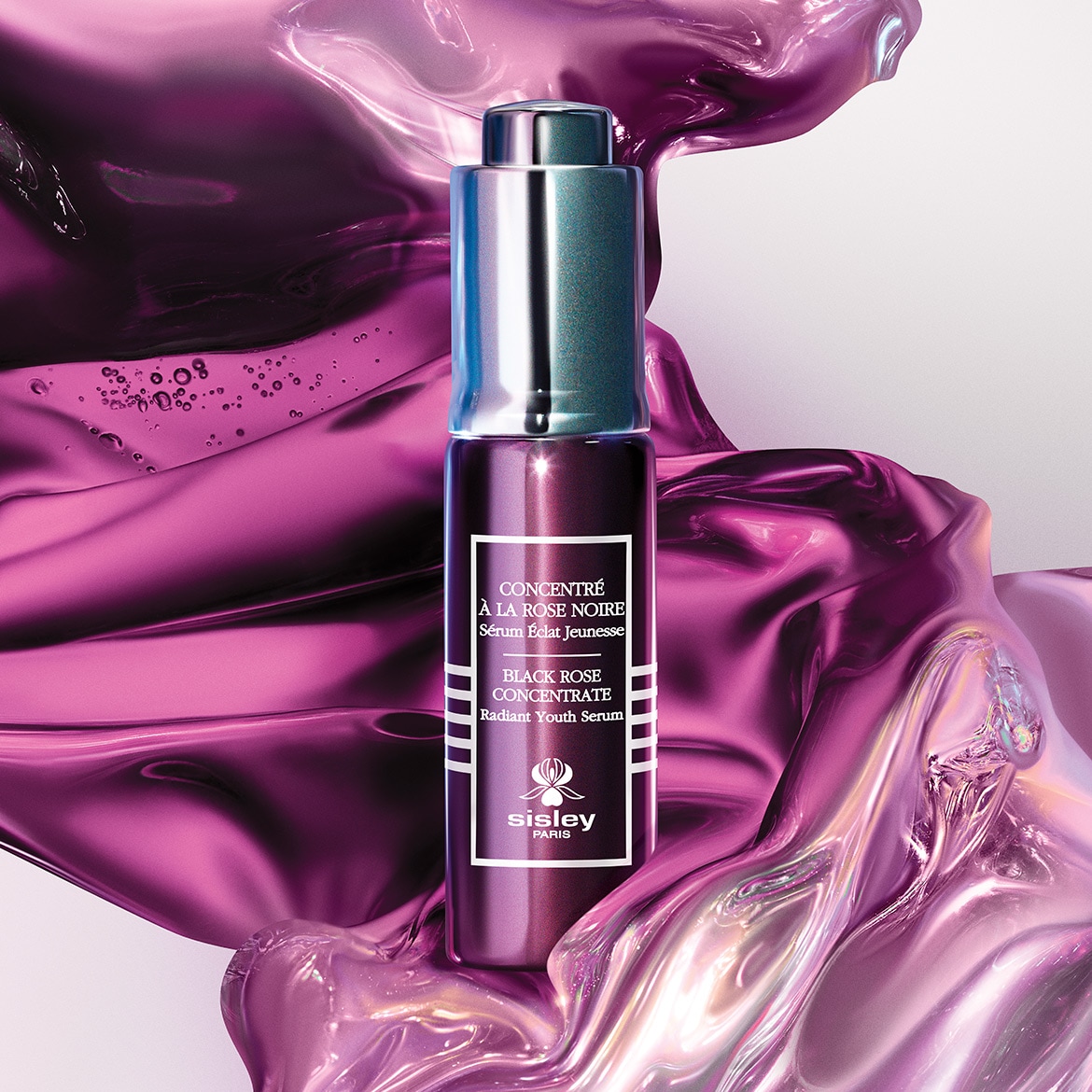 Découvrez le Concentré à la Rose Noire de Sisley Paris, un sérum éclat jeunesse pour une peau radieuse et revitalisée.