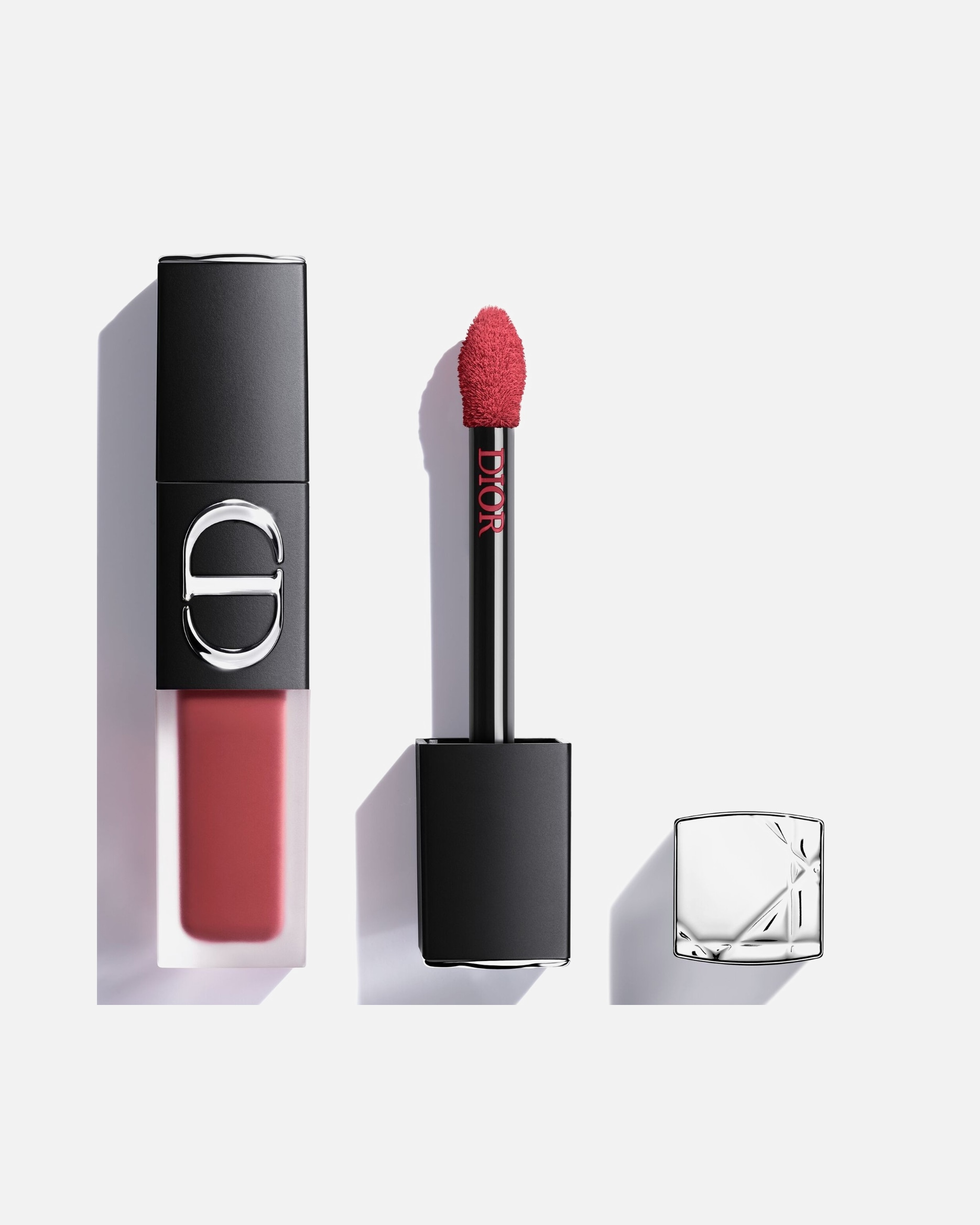 Rouge à lèvres pour Unisexe DIOR Rouge Dior On Stage Ink Blur Matte - Rouge à lèvres liquide sans transfert fini mat floutant 558 ROSEWOOD STAR