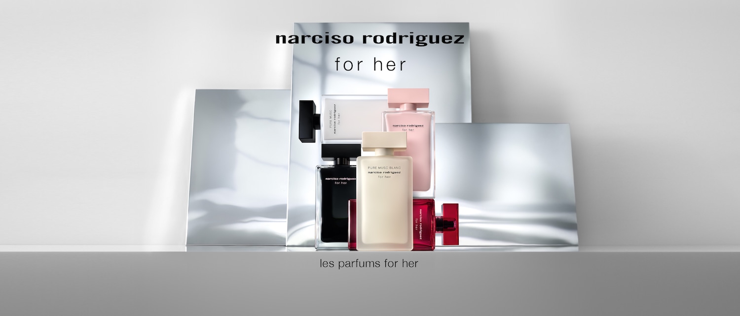 Découvrez la collection "narciso rodriguez for her" avec des parfums emblématiques comme Pure Musc Blanc, présentés dans des flacons élégants aux couleurs variées, du noir profond au rose délicat, sur un fond argenté et lumineux.