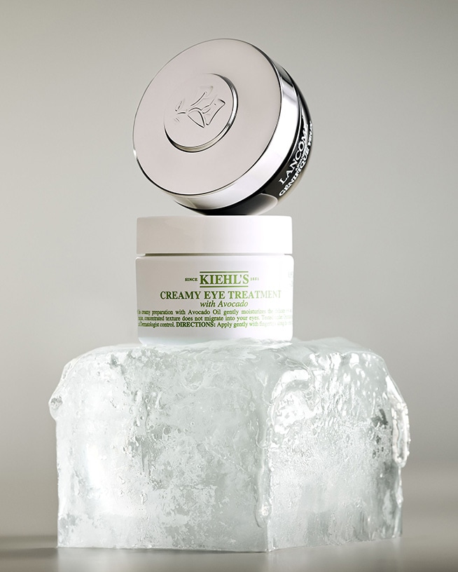 Le traitement crémeux pour les yeux de Kiehl's à l'avocat hydrate en douceur et sa texture concentrée ne migre pas dans les yeux, testé sous contrôle dermatologique.